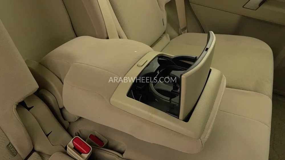 Toyota Land Cruiser Prado 2022 for Sale in Dubai Image-40