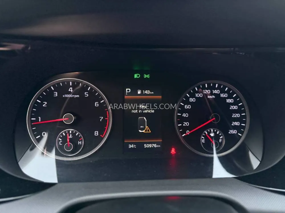 Kia K5 2021 for Sale in Ajman Image-8
