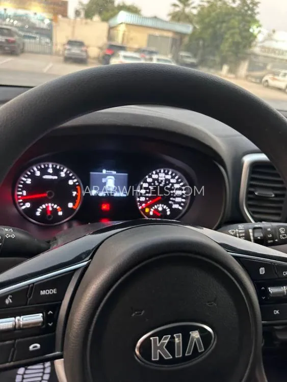 Kia Sportage 2022 for Sale in Sharjah Image-10