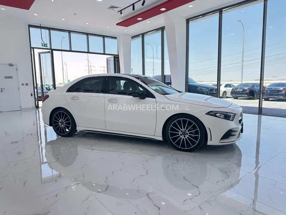 Mercedes Benz A Class 2021 for Sale in Abu Dhabi Image-1
