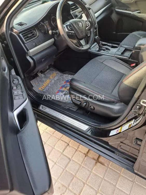 Toyota Camry 2015 for Sale in Sharjah Image-13