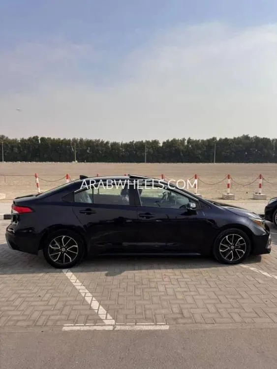 تويوتا كورولا 2020 for Sale in الشارقة Image-4