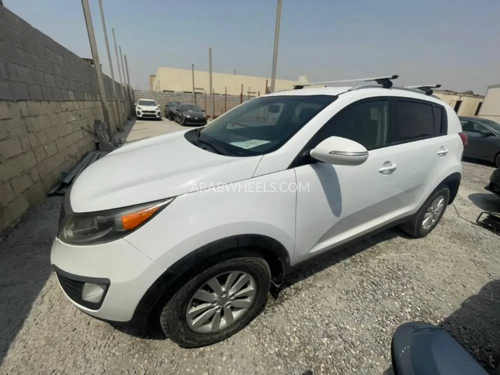 Kia Sportage 2013 for Sale in Sharjah Image-2