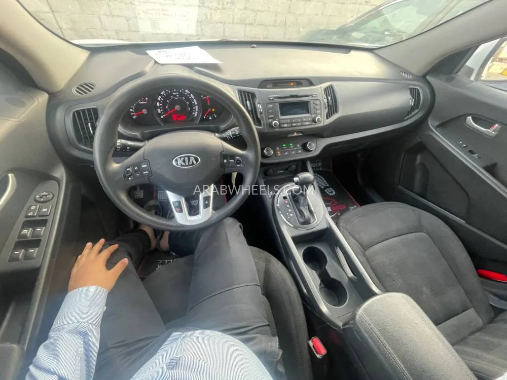 Kia Sportage 2013 for Sale in Sharjah Image-5