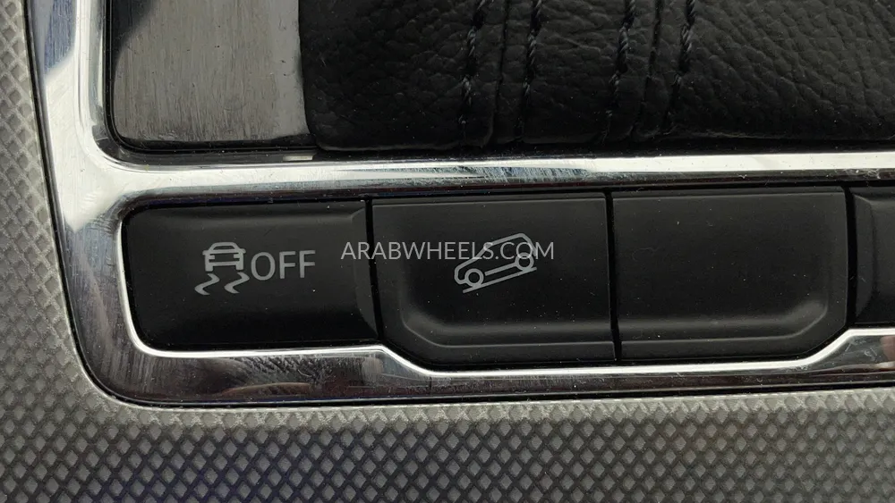 إم جي RX5 2021 for Sale in دبي Image-36