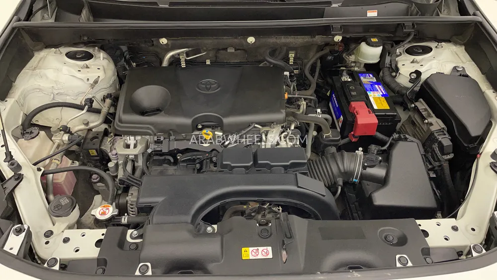 Toyota Rav4 2019 for Sale in Dubai Image-9