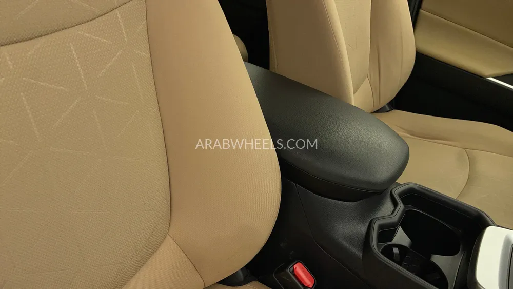 Toyota Rav4 2019 for Sale in Dubai Image-35
