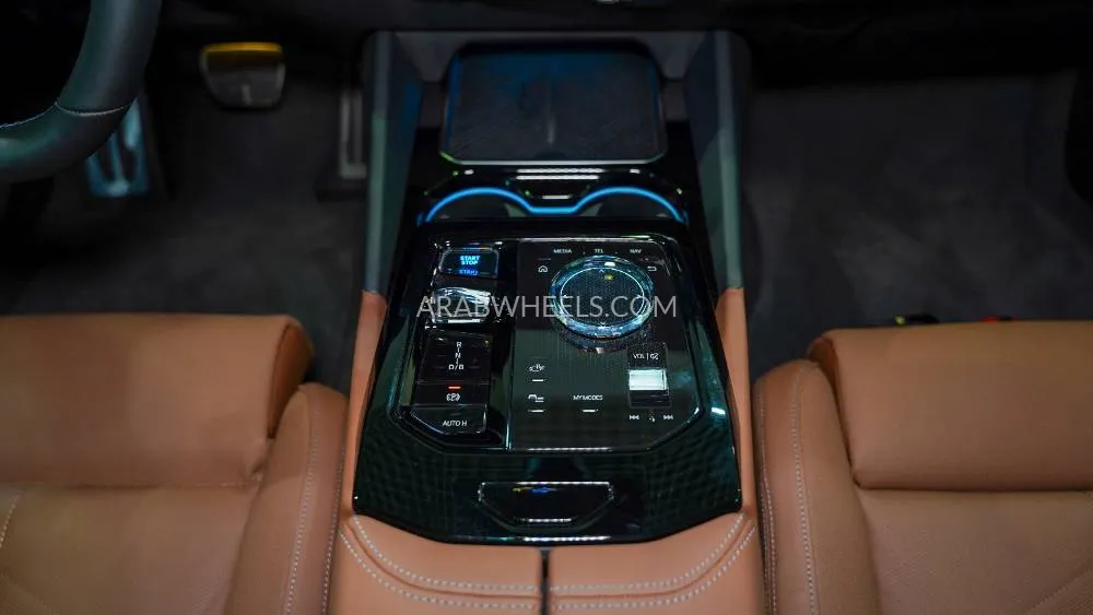 BMW i5 2024 for Sale in Abu Dhabi Image-10