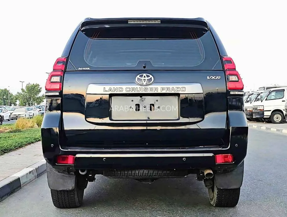Toyota Land Cruiser Prado 2022 for Sale in Dubai Image-7