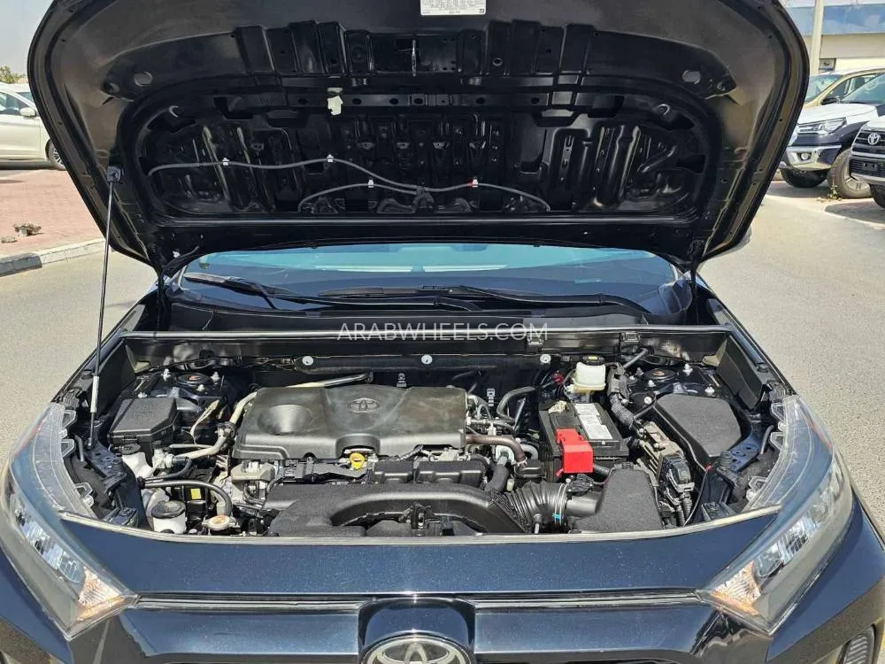 Toyota Rav4 2019 for Sale in Dubai Image-17