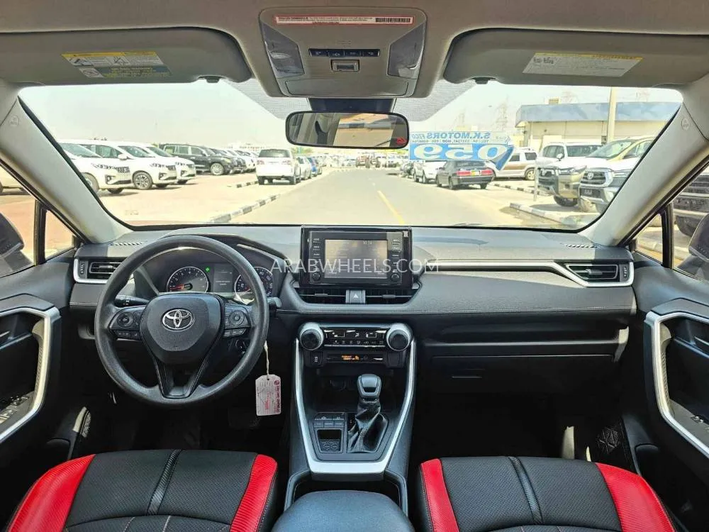 Toyota Rav4 2019 for Sale in Dubai Image-24