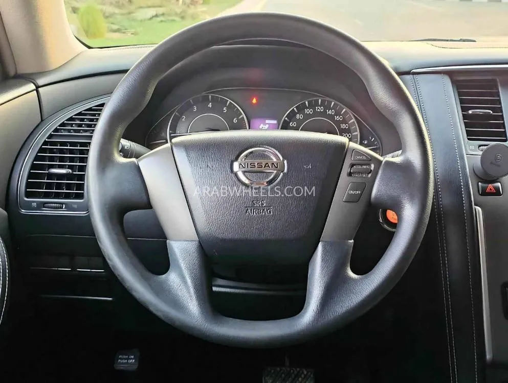 Nissan Patrol 2014 for Sale in Dubai Image-10