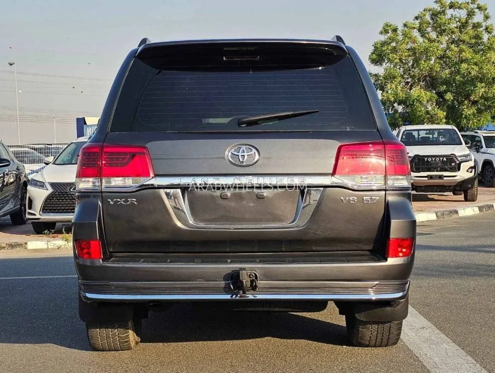 Toyota Land Cruiser 2010 for Sale in Dubai Image-7