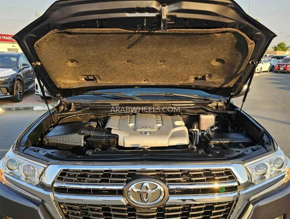 Toyota Land Cruiser 2010 for Sale in Dubai Image-23