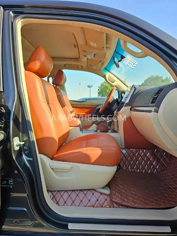 Toyota Land Cruiser 2018 for Sale in Dubai Image-23