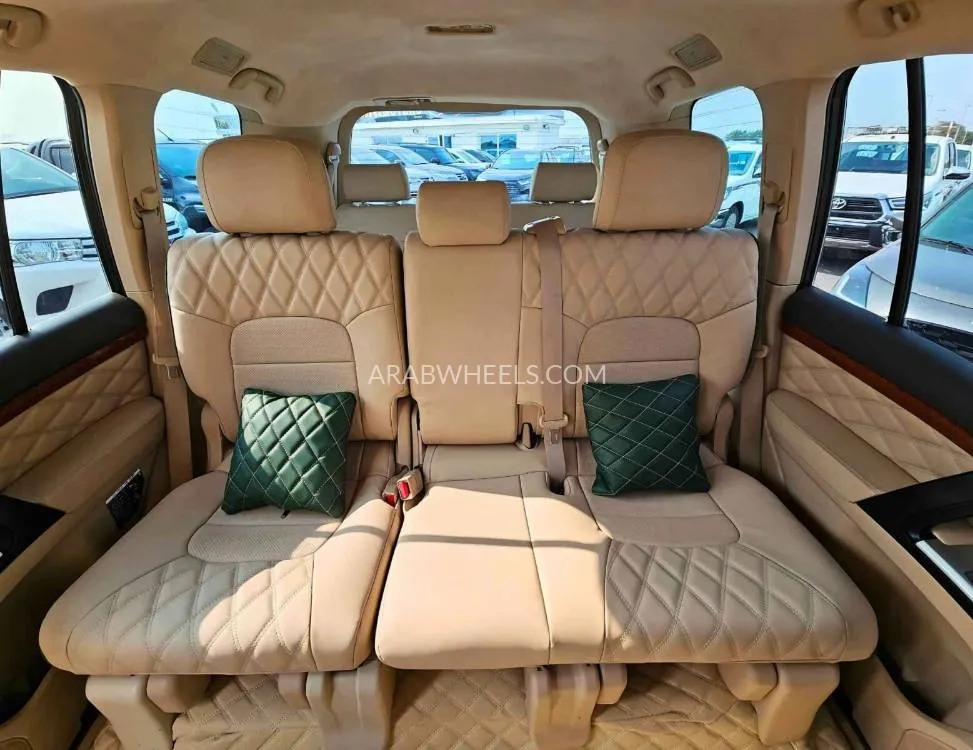 Toyota Land Cruiser 2015 for Sale in Dubai Image-9