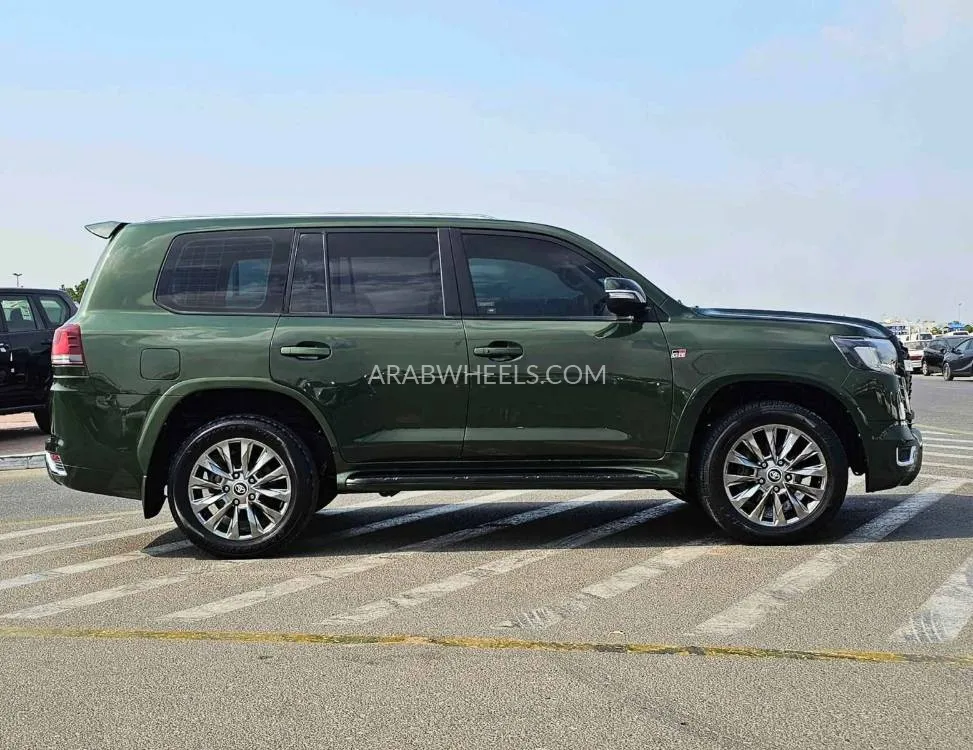 Toyota Land Cruiser 2015 for Sale in Dubai Image-25