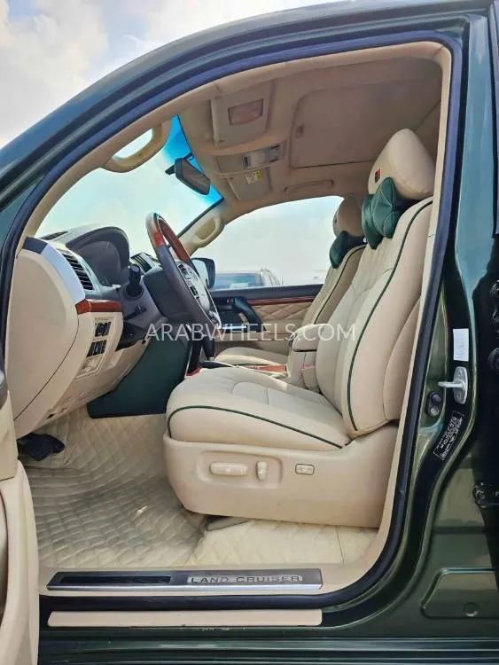 Toyota Land Cruiser 2015 for Sale in Dubai Image-35