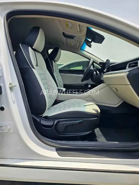 Kia K5 2021 for Sale in Dubai Image-11