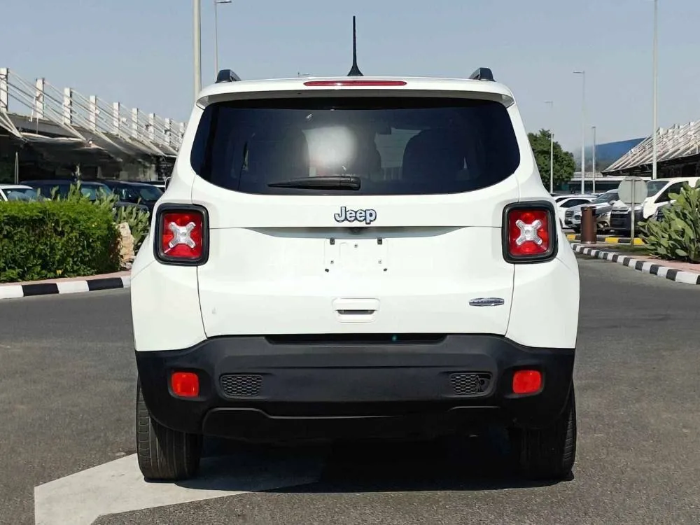 Jeep Renegade 2018 for Sale in Dubai Image-18