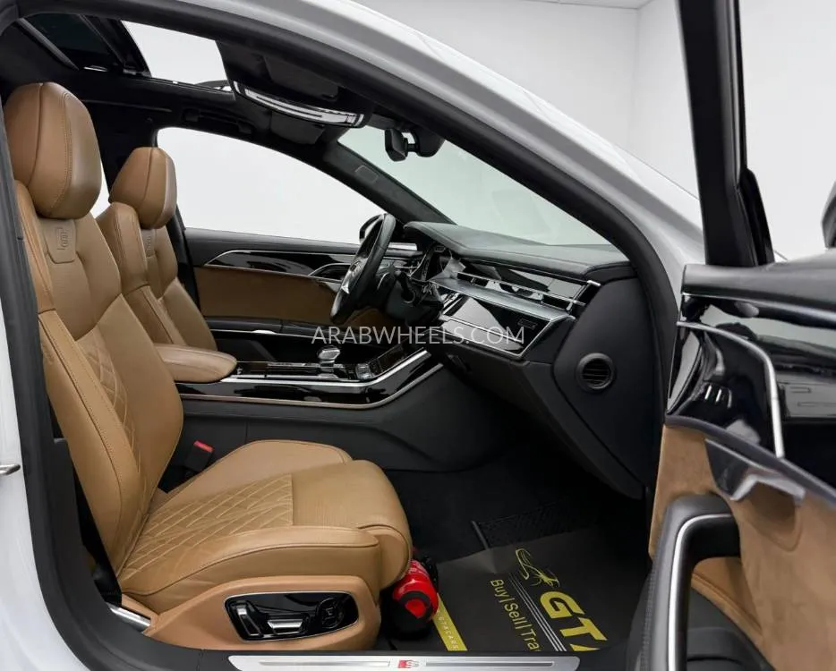 Audi S8 2020 for Sale in Dubai Image-14