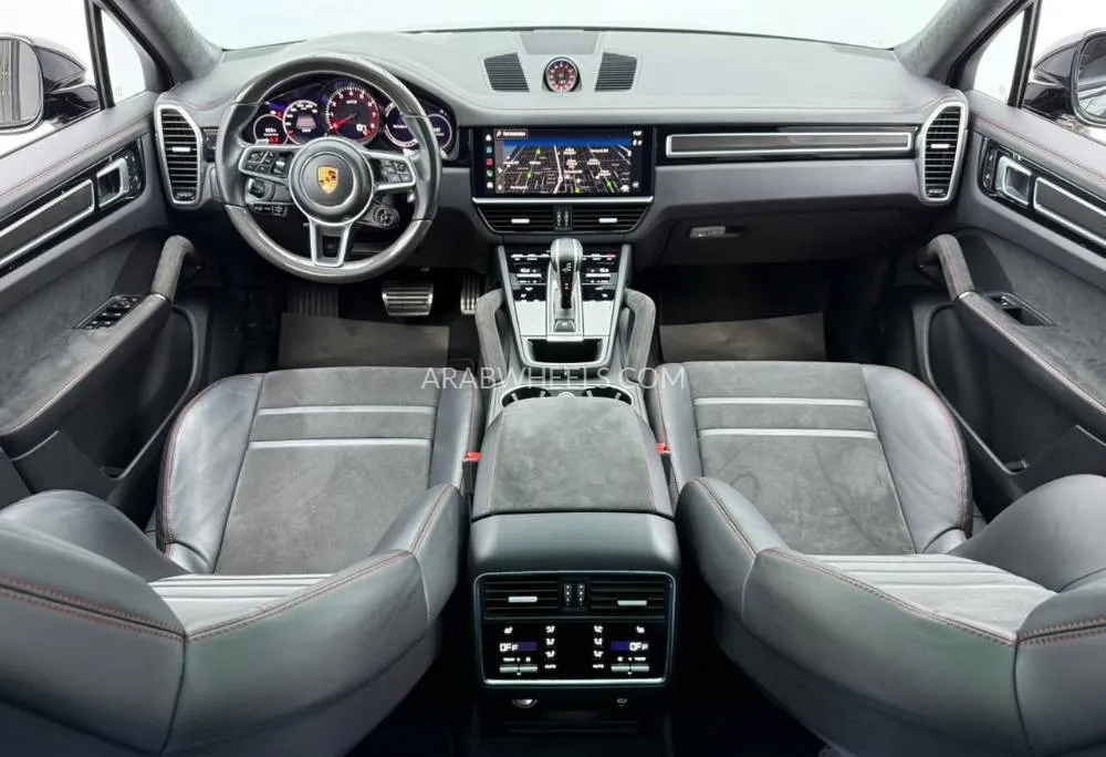 Porsche Cayenne 2022 for Sale in Dubai Image-10