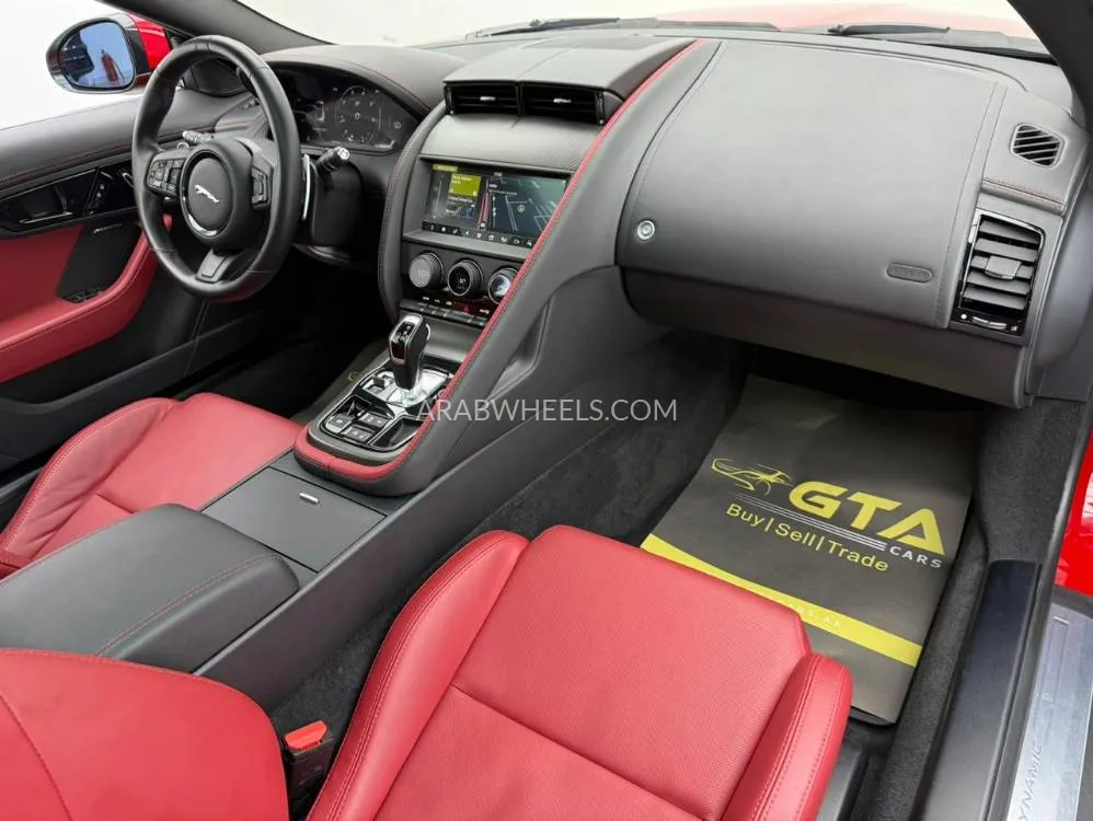 Jaguar F Type 2021 for Sale in Dubai Image-10