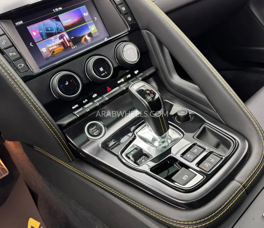 Jaguar F Type 2018 for Sale in Dubai Image-10