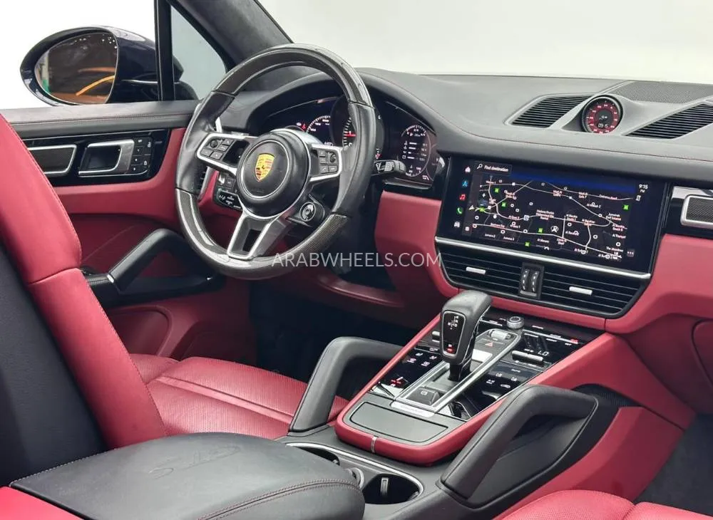 Porsche Cayenne 2022 for Sale in Dubai Image-11