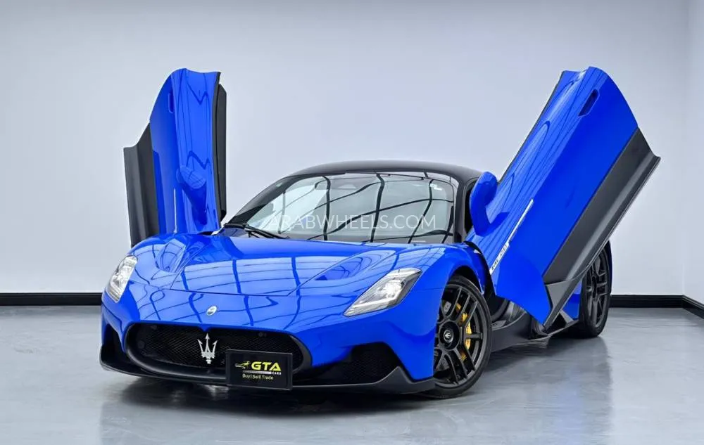 Maserati MC20 2023 for Sale in Dubai Image-1