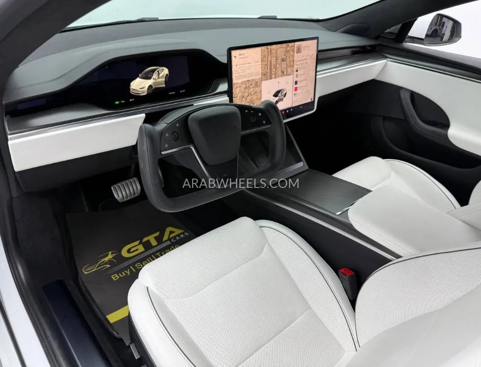 Tesla Model S 2023 for Sale in Dubai Image-16