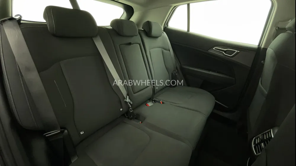 Kia Sportage 2024 for Sale in Dubai Image-25