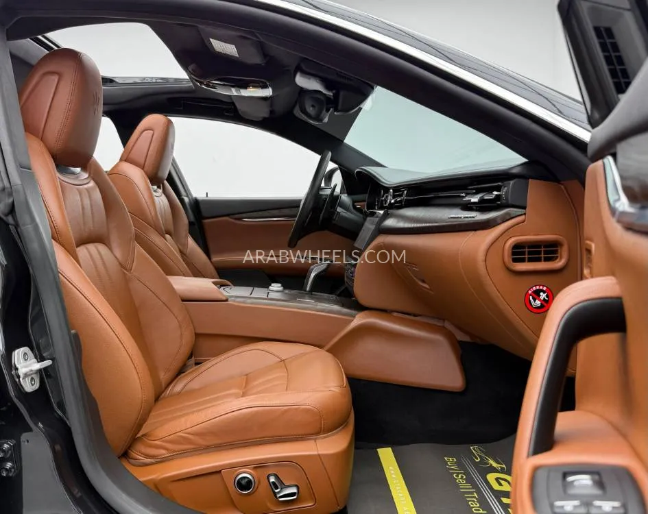 Maserati Quattroporte 2023 for Sale in Dubai Image-3