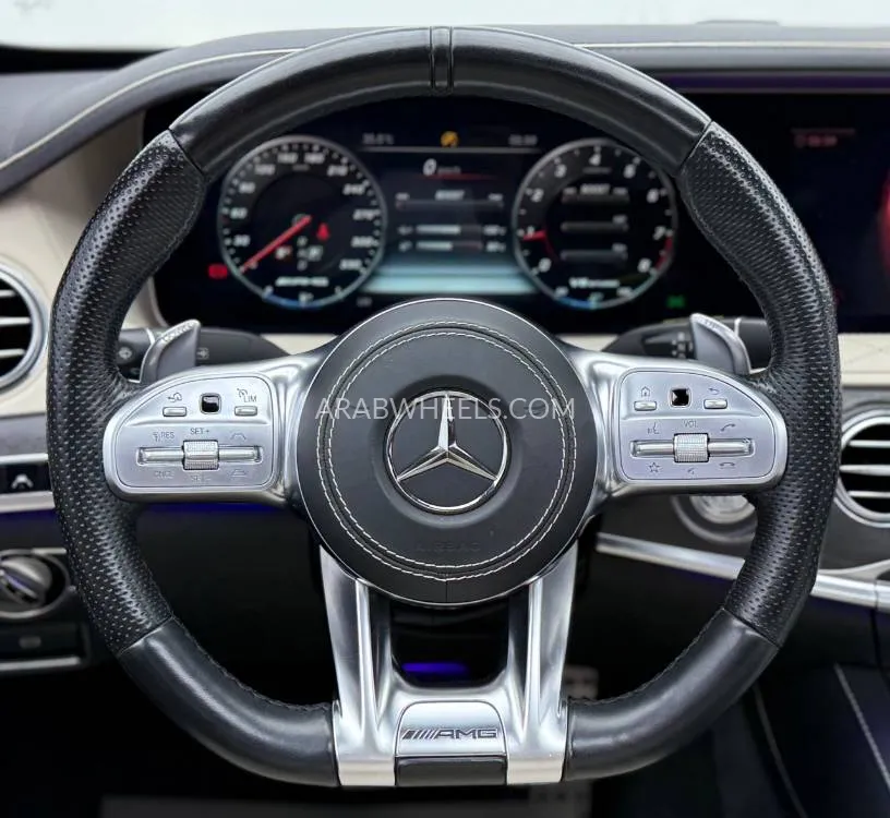 Mercedes Benz CLS Class 2018 for Sale in Dubai Image-10