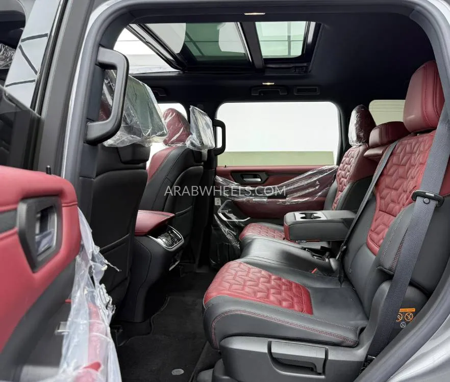 Nissan Patrol 2025 for Sale in Dubai Image-11