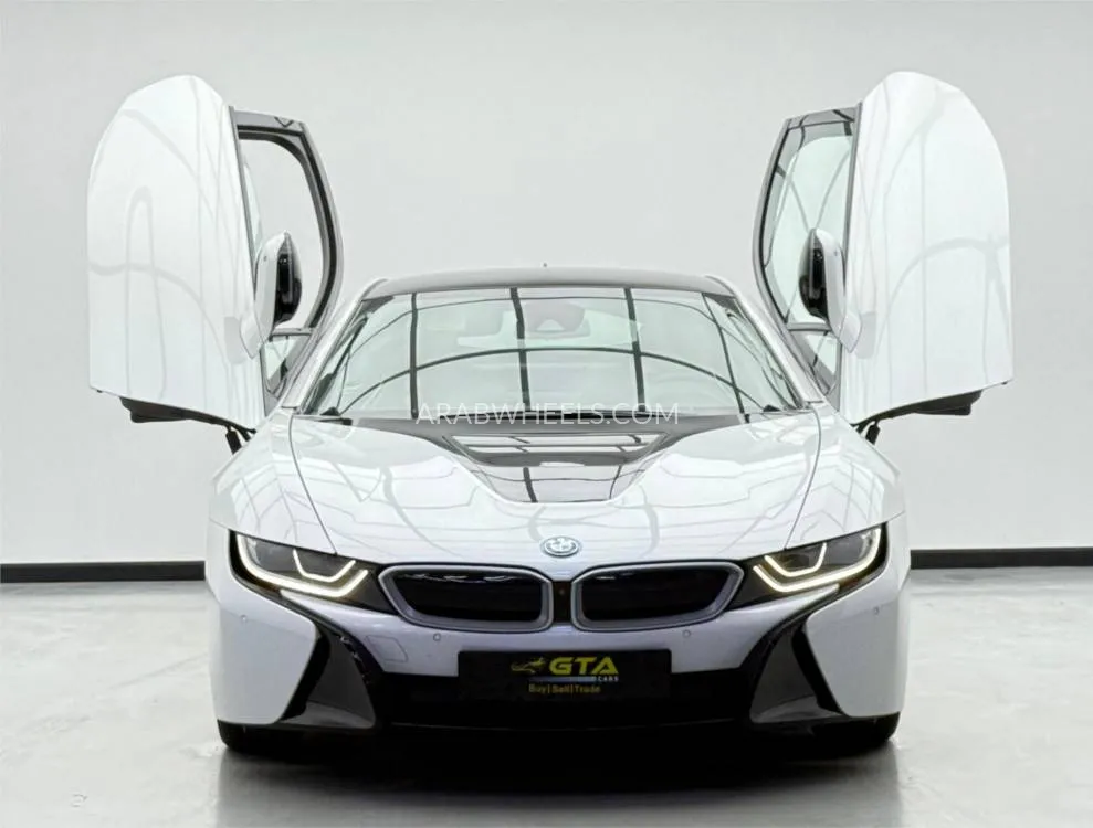 BMW i8 2020 for Sale in Dubai Image-4