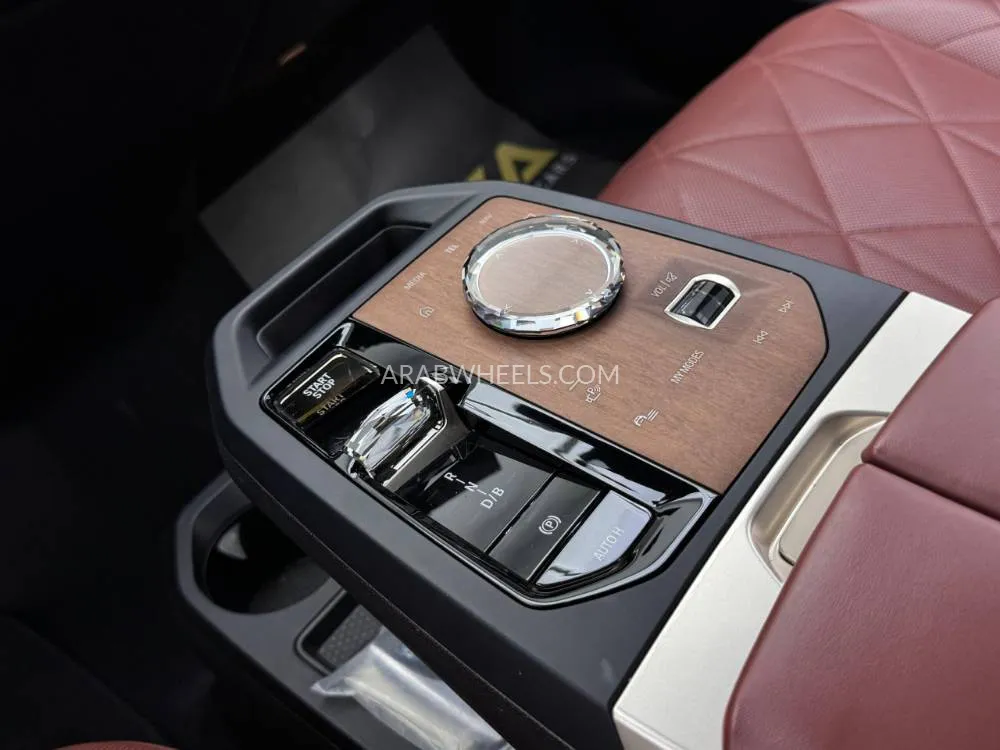 BMW iX 2023 for Sale in Dubai Image-7