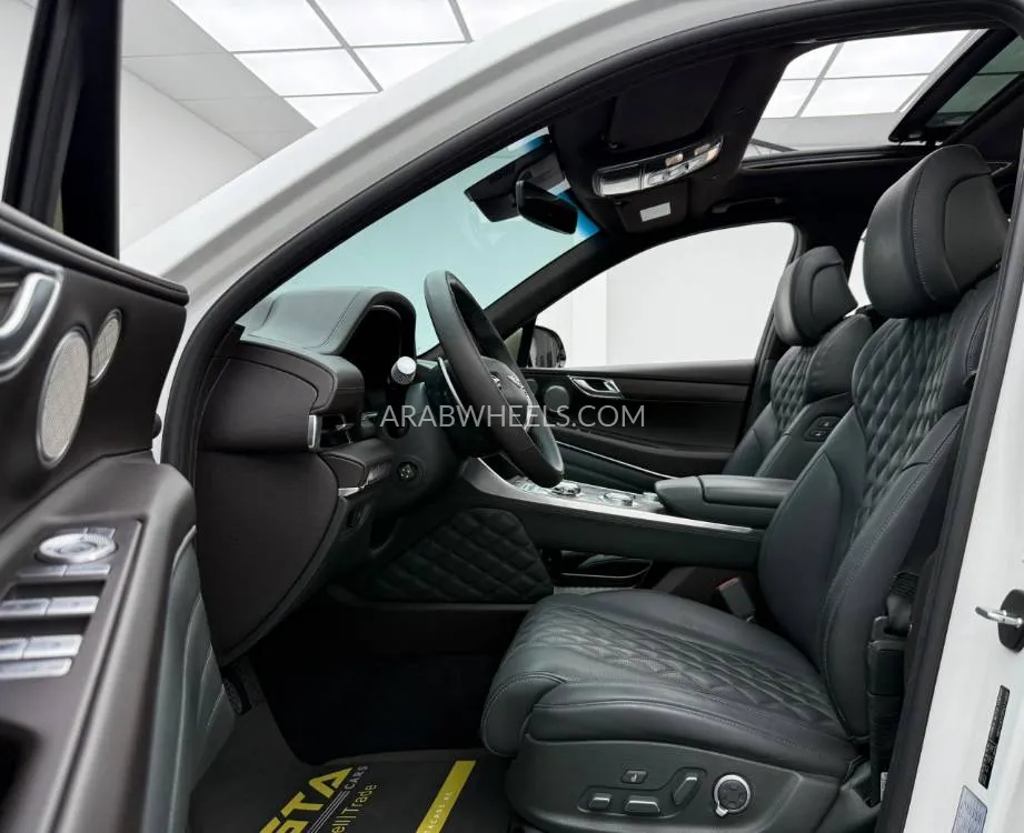 Genesis GV80 2023 for Sale in Dubai Image-17