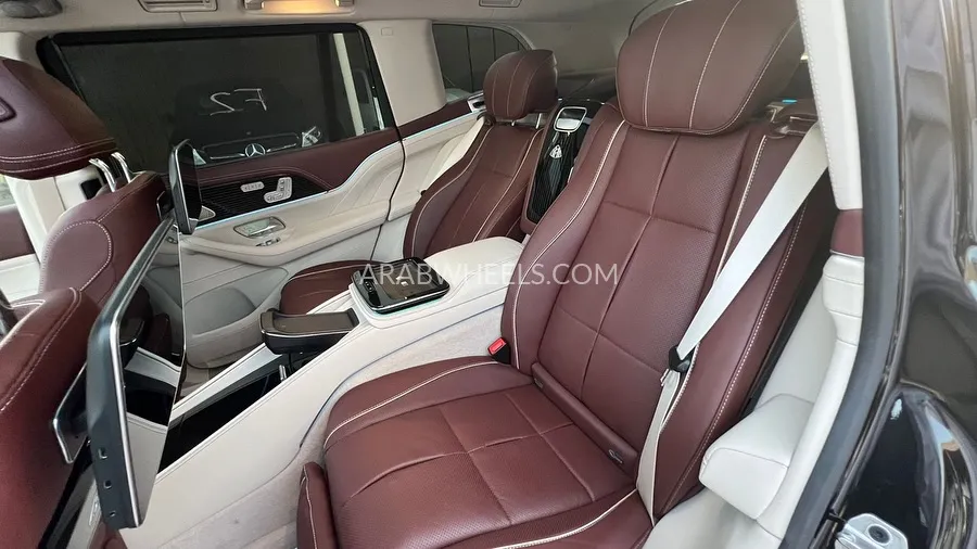 Mercedes Benz GLS 2023 for Sale in Ajman Image-13