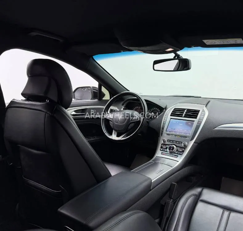 لينكون MKZ 2019 for Sale in دبي Image-14