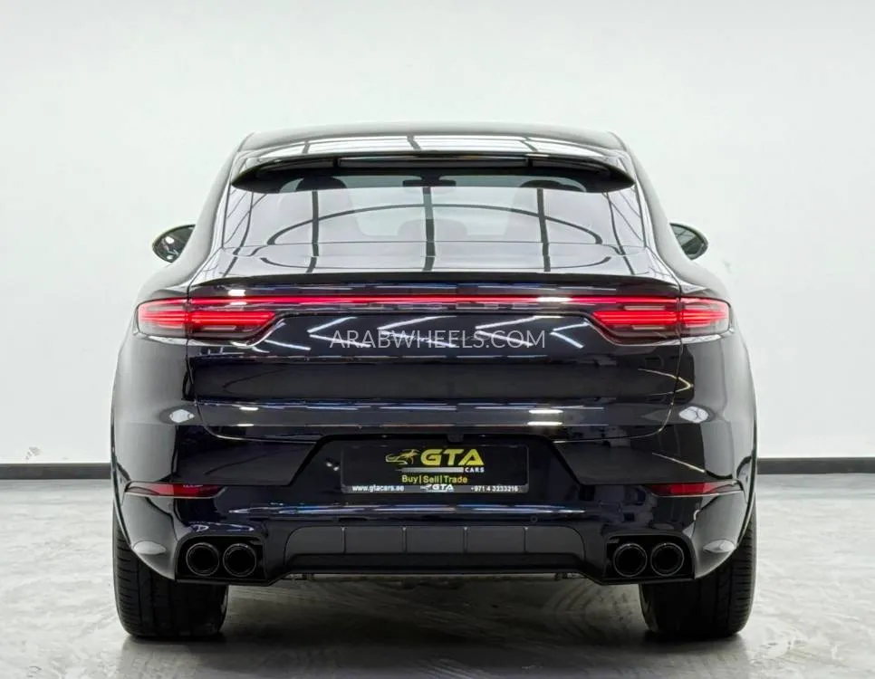 Porsche Cayenne 2022 for Sale in Dubai Image-3