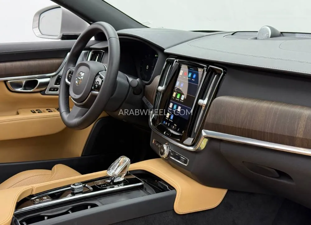 Volvo S90 2023 for Sale in Dubai Image-13