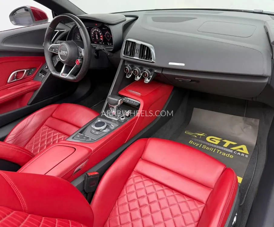 Audi R8 2022 for Sale in Dubai Image-12
