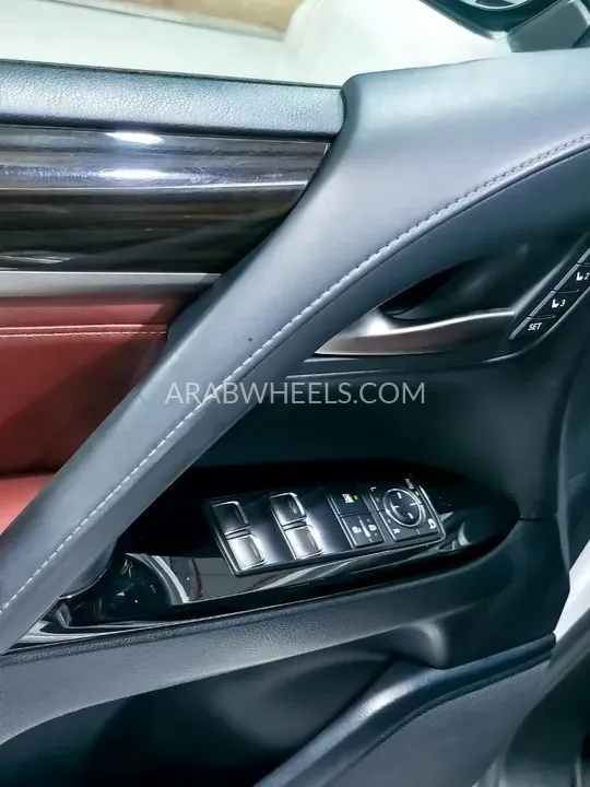 Lexus LX 2019 for Sale in Abu Dhabi Image-5