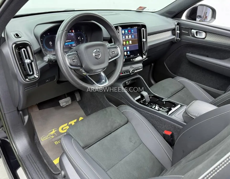 Volvo XC40 2023 for Sale in Dubai Image-17