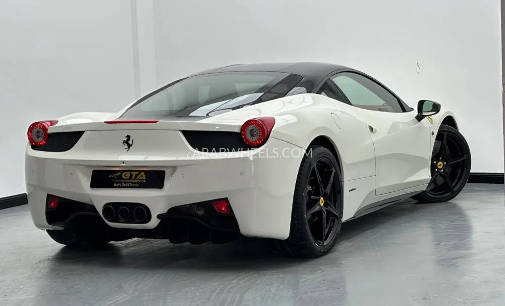 Ferrari 458 2014 for Sale in Dubai Image-12