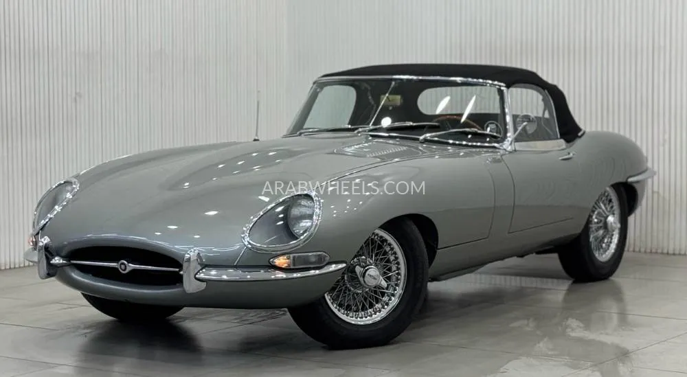 Jaguar E Type 1963 for Sale in Dubai Image-3