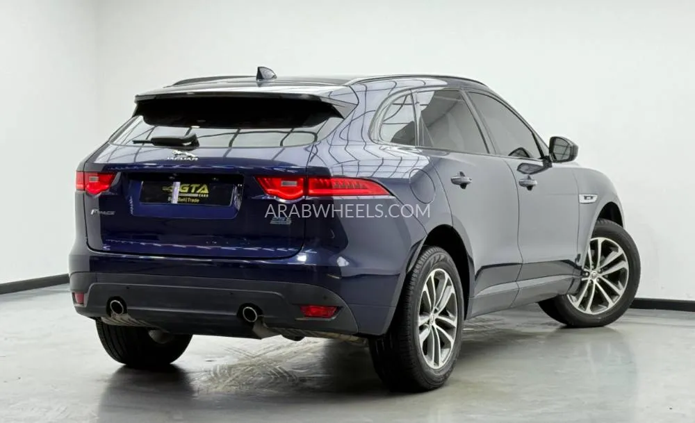 Jaguar F Pace 2018 for Sale in Dubai Image-13