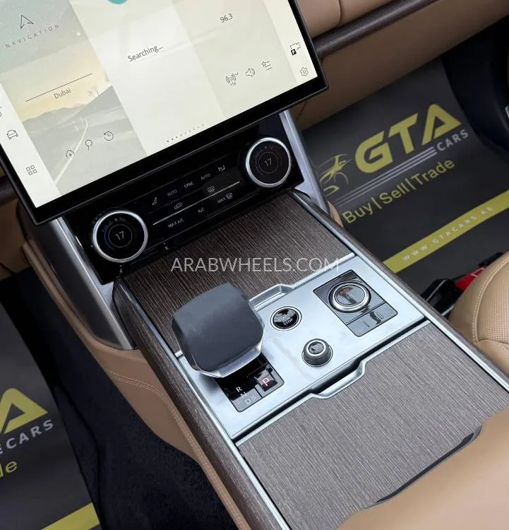 Land Rover Range Rover 2023 for Sale in Dubai Image-11