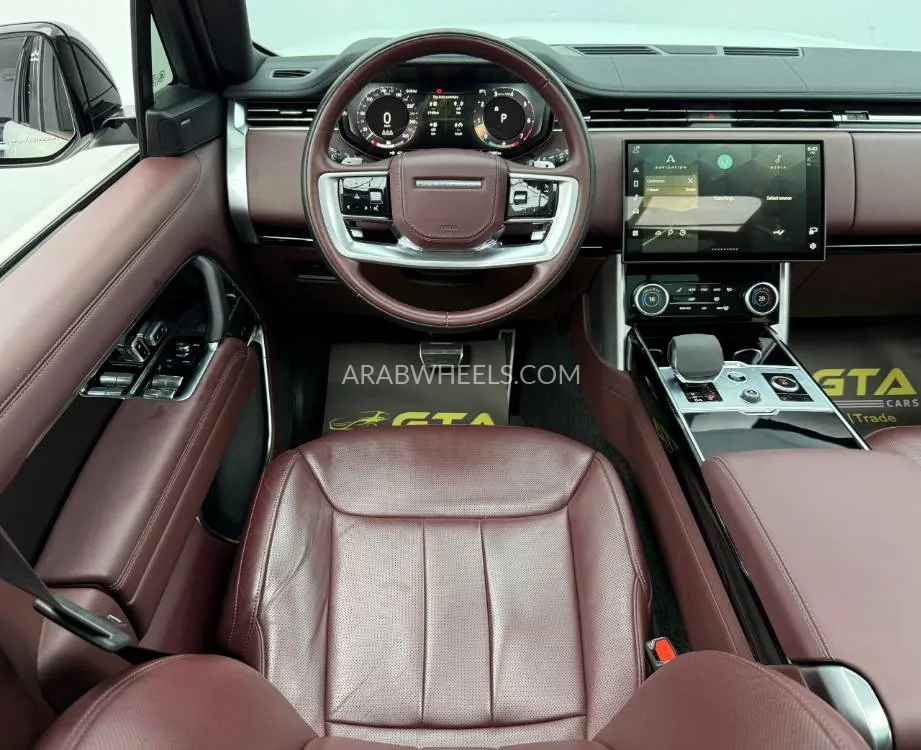 Land Rover Range Rover 2023 for Sale in Dubai Image-12
